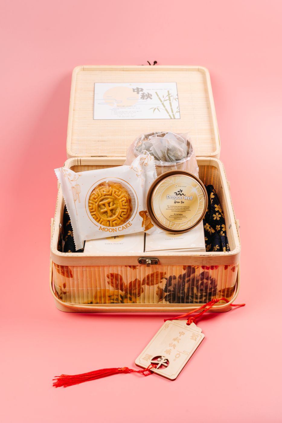 Moonlight Blossom Mooncake Set
