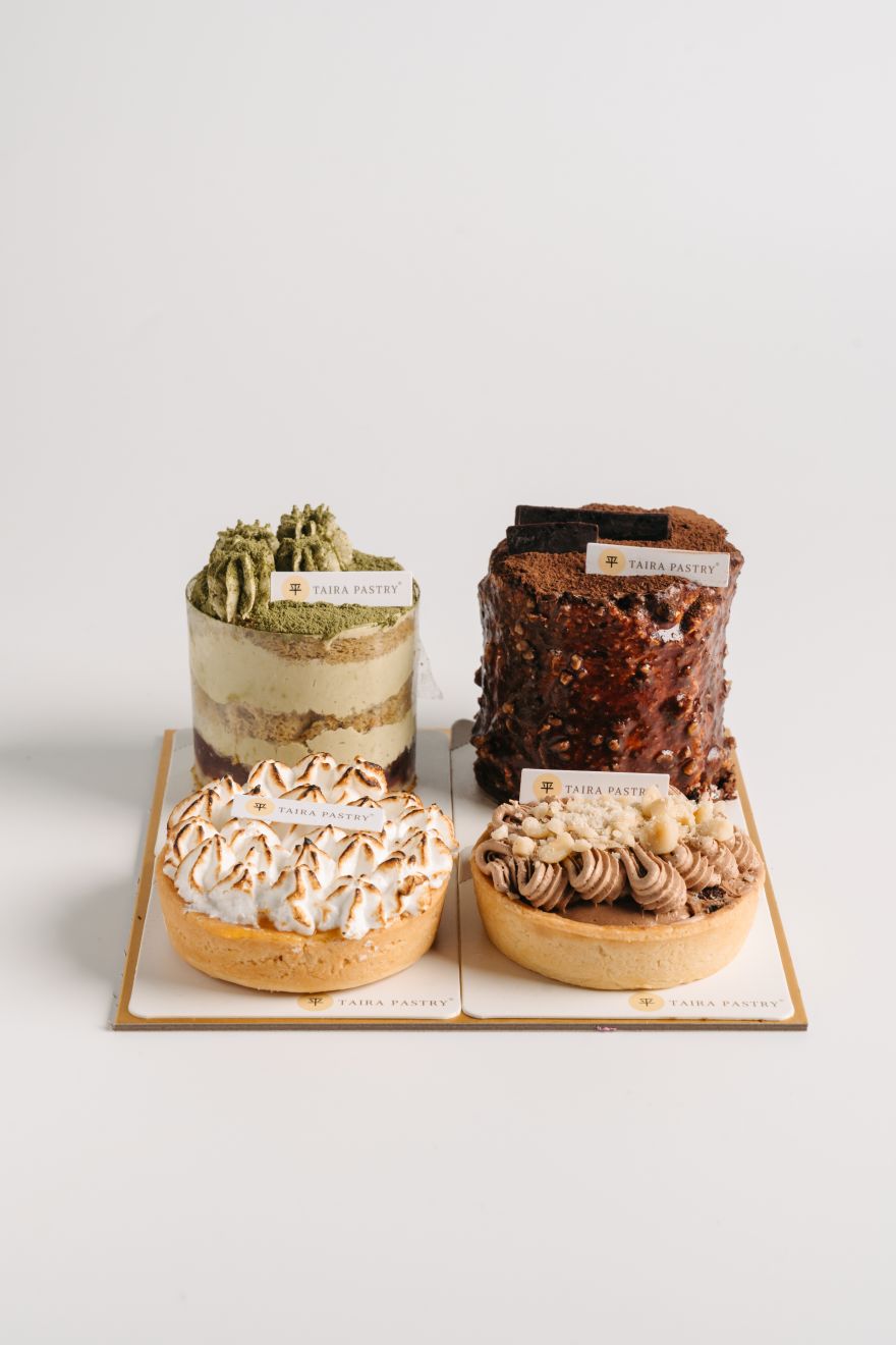 Mystery Box of 4 Desserts