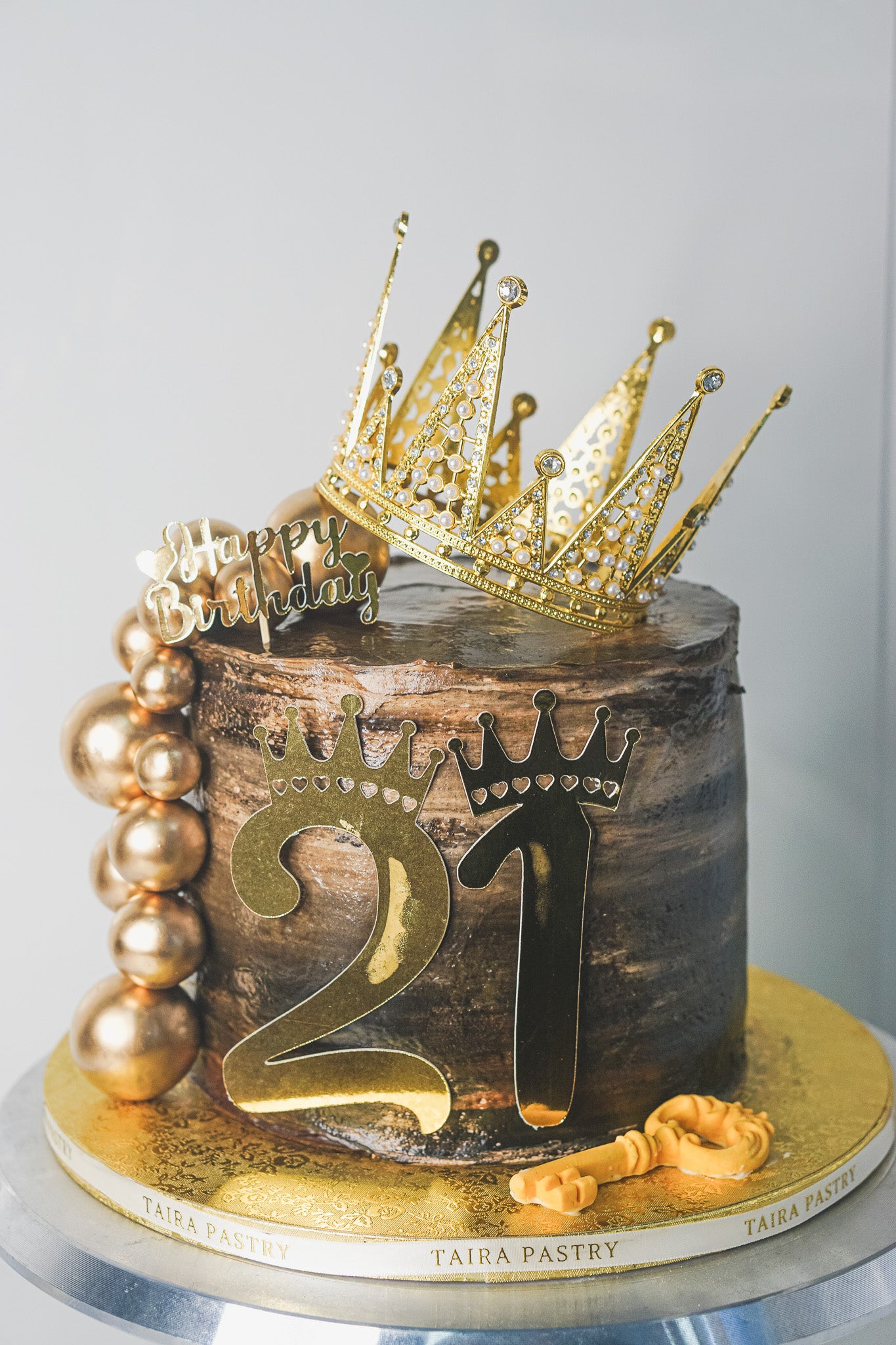 Golden Key & Crown Cake