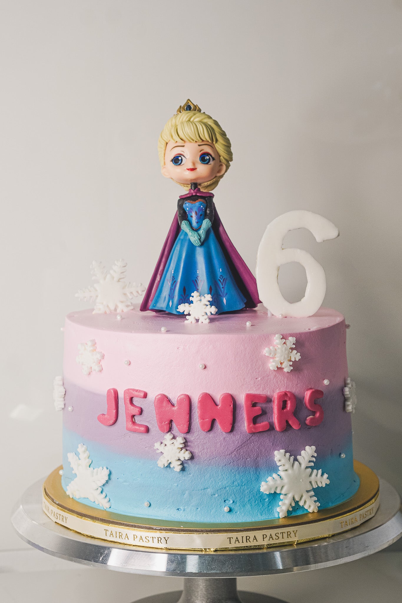 Frozen Elsa Cake