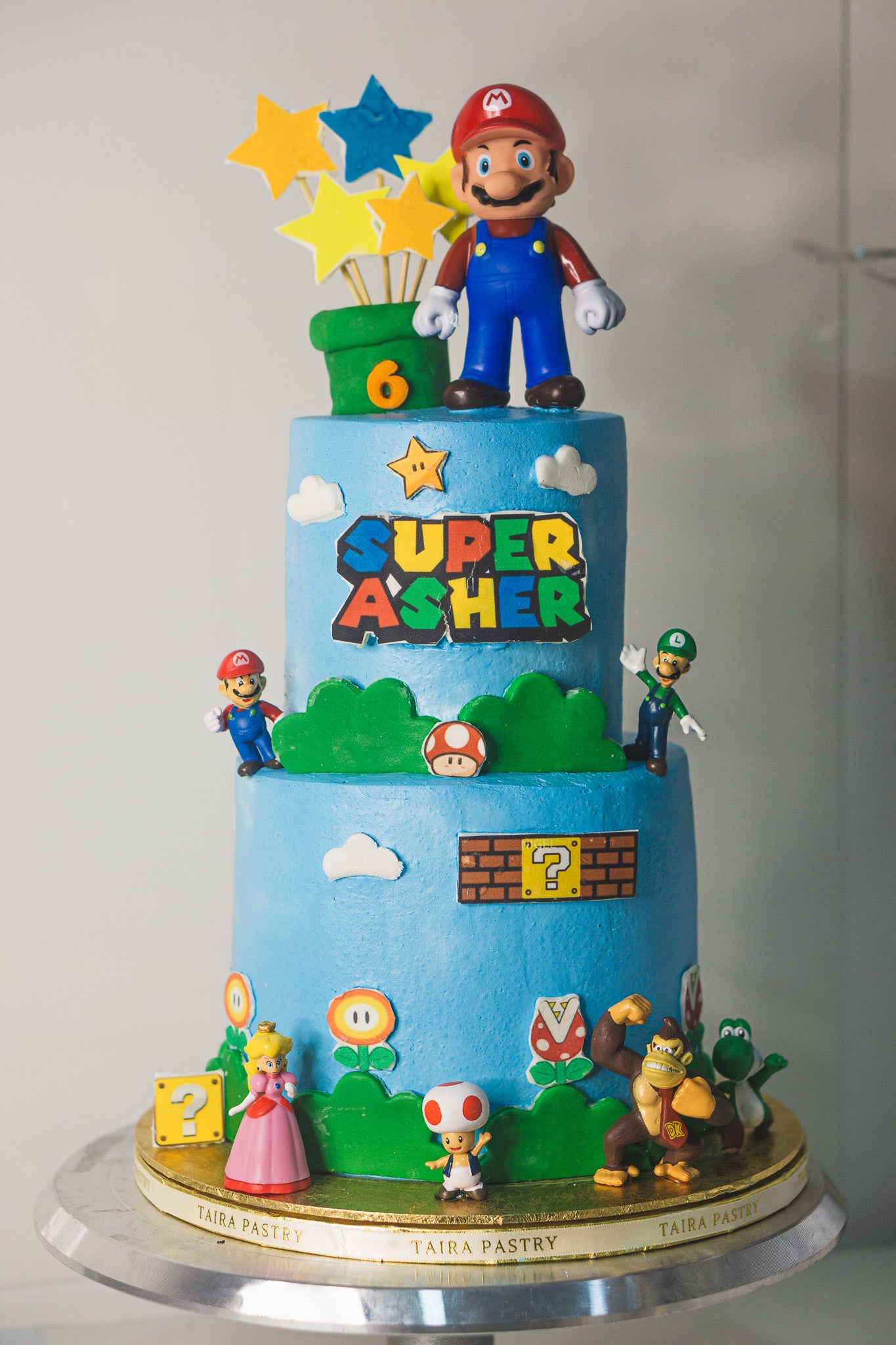 Super Mario Cake