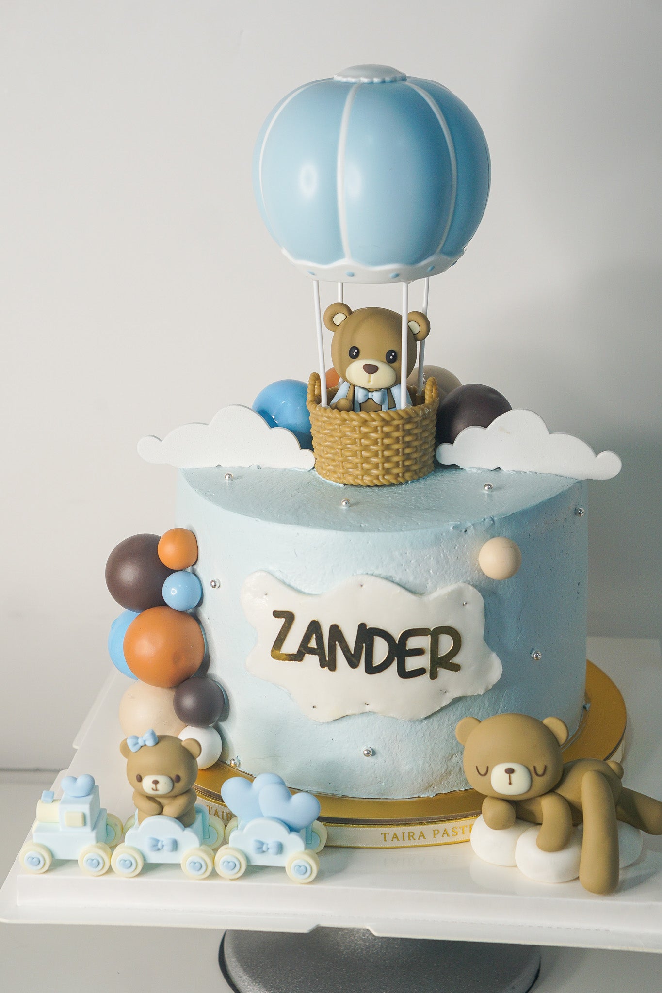 Playful Bears Cake
