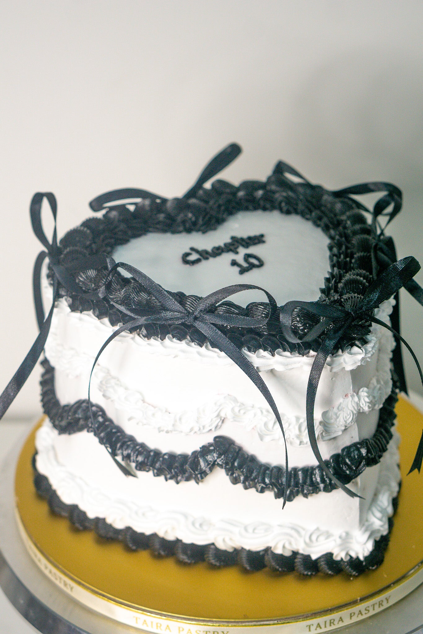 Vintage Heart Cake -
