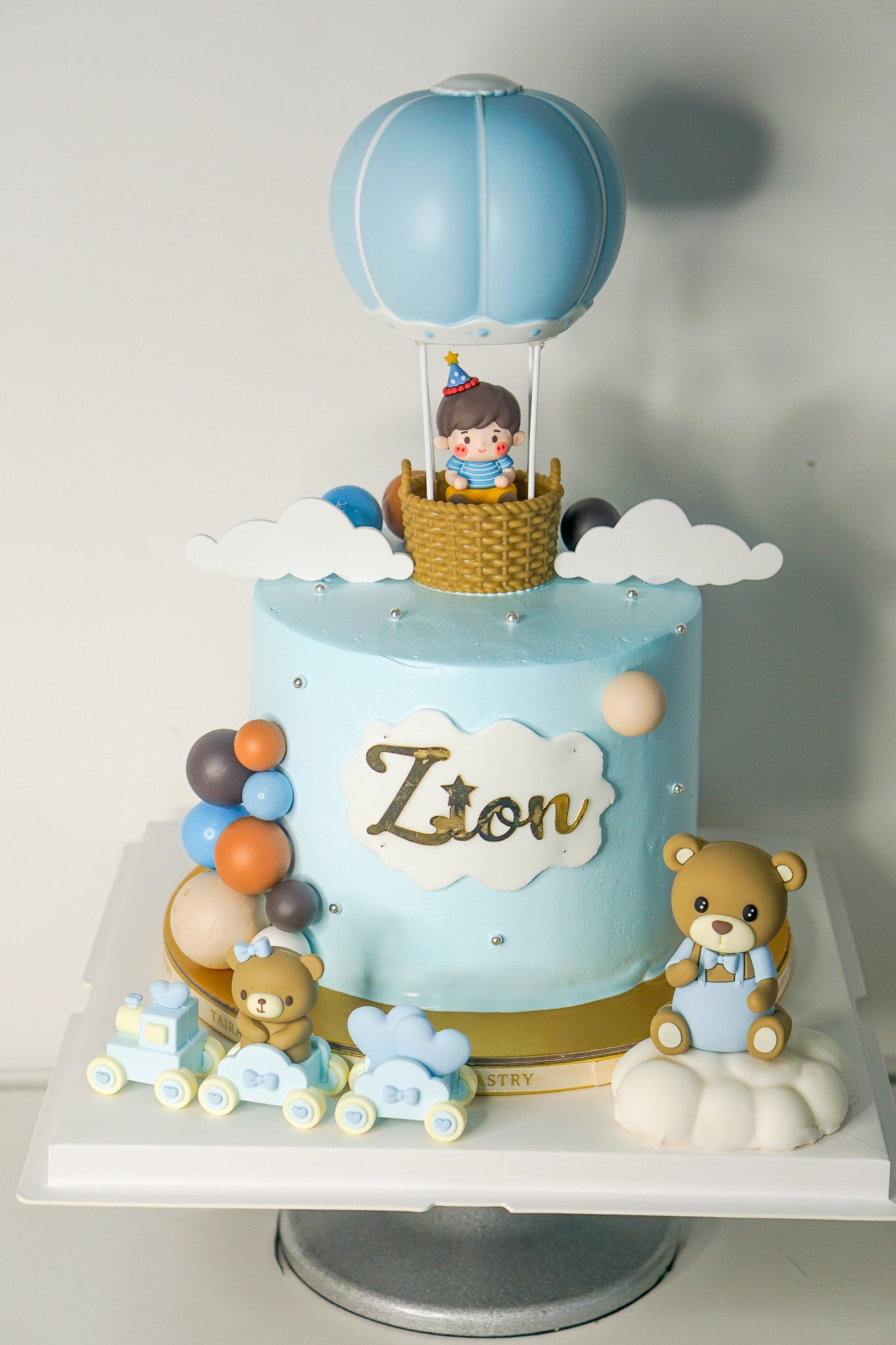 Playful Bears Cake