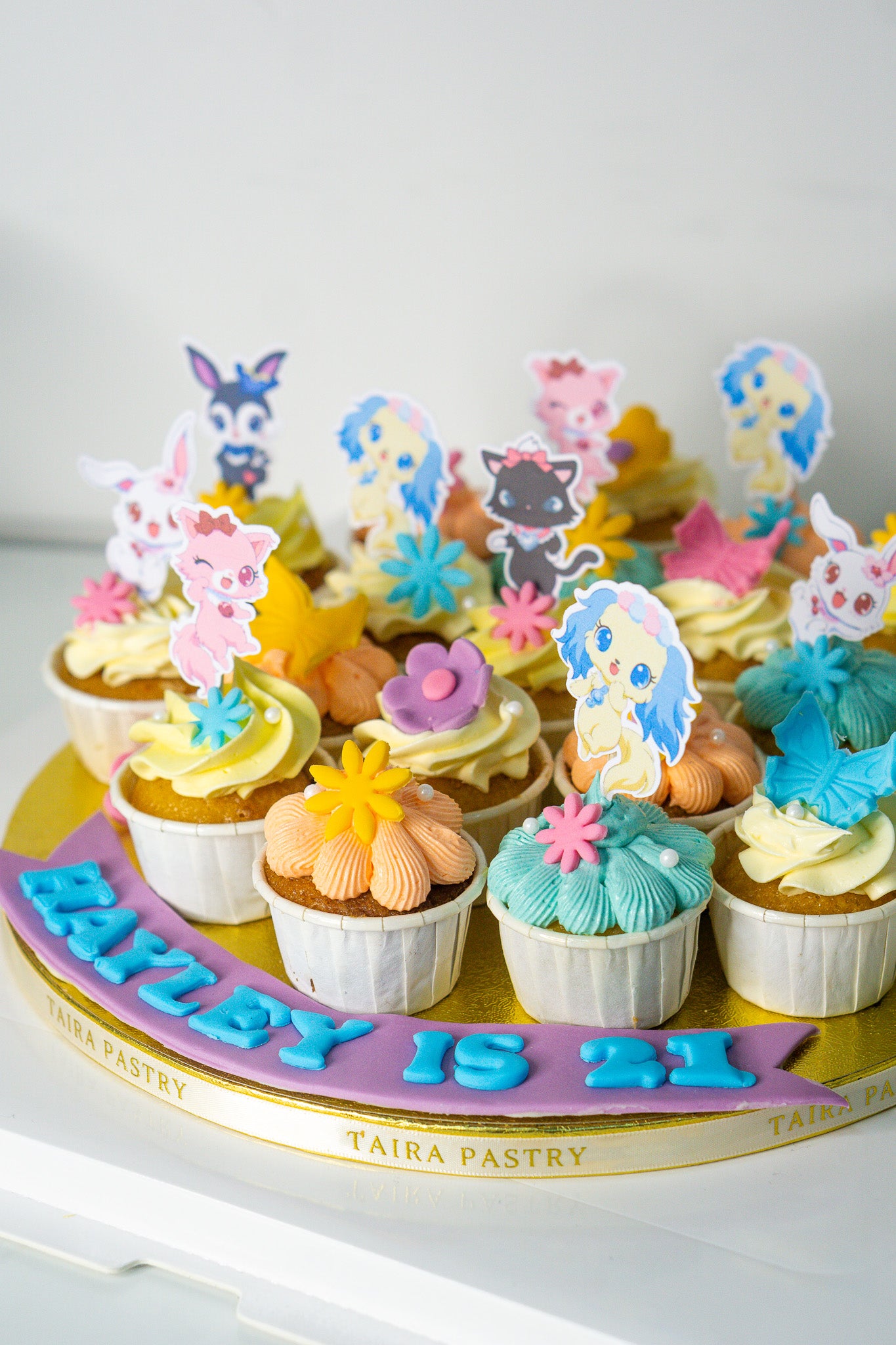 Customised Theme Mini Cupcakes (20pcs)