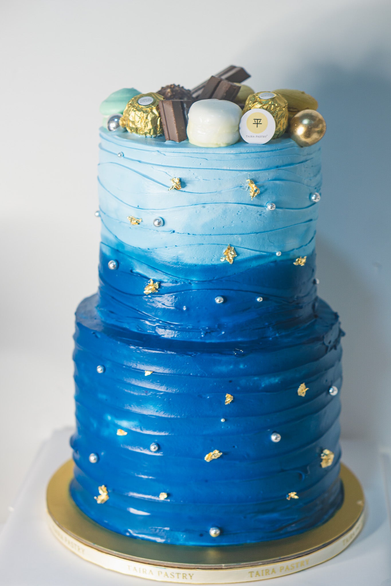 Blue Wave Cake