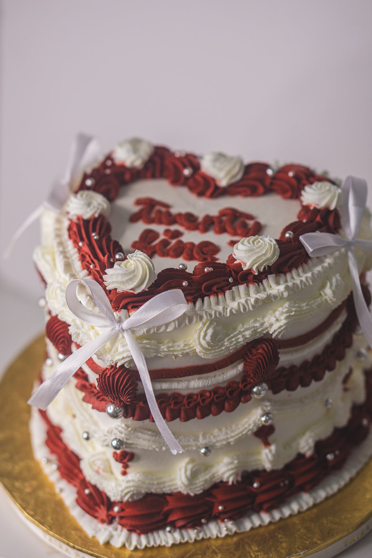 Stylish Vintage Heart Cake