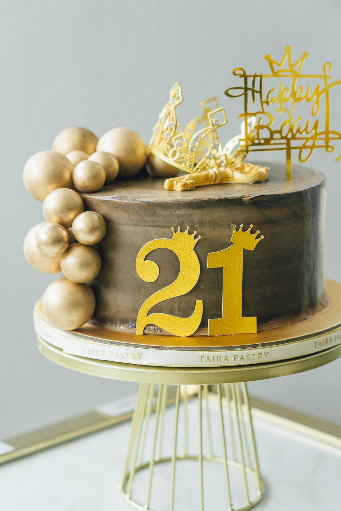 Golden Key & Crown Cake