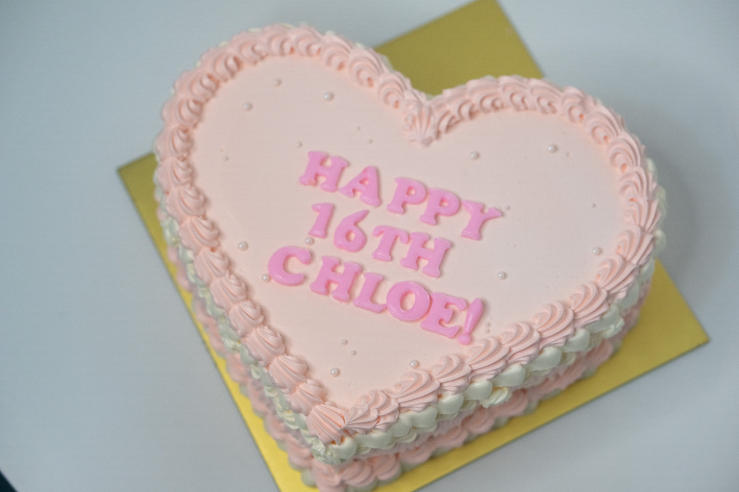 Vintage Heart Cake -