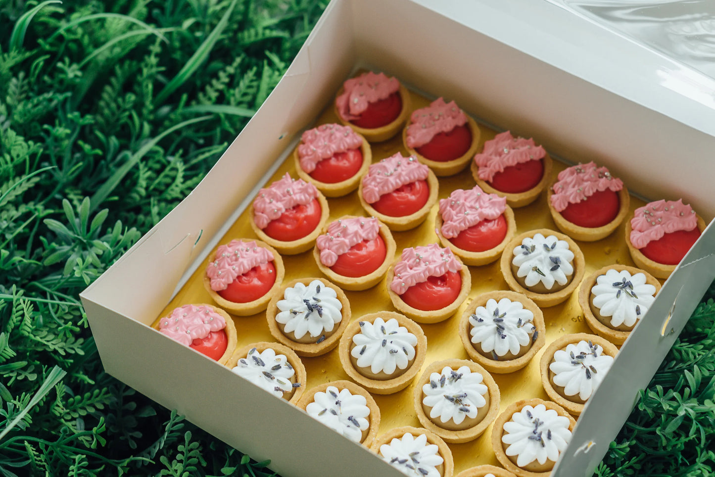 Floral Bliss Mini Tarts (25pcs)
