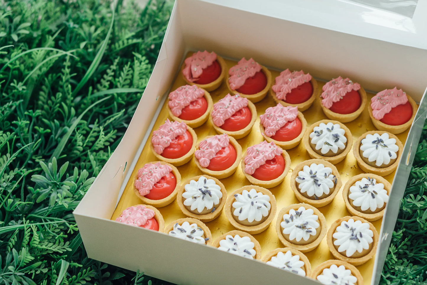 Floral Bliss Mini Tarts (25pcs)