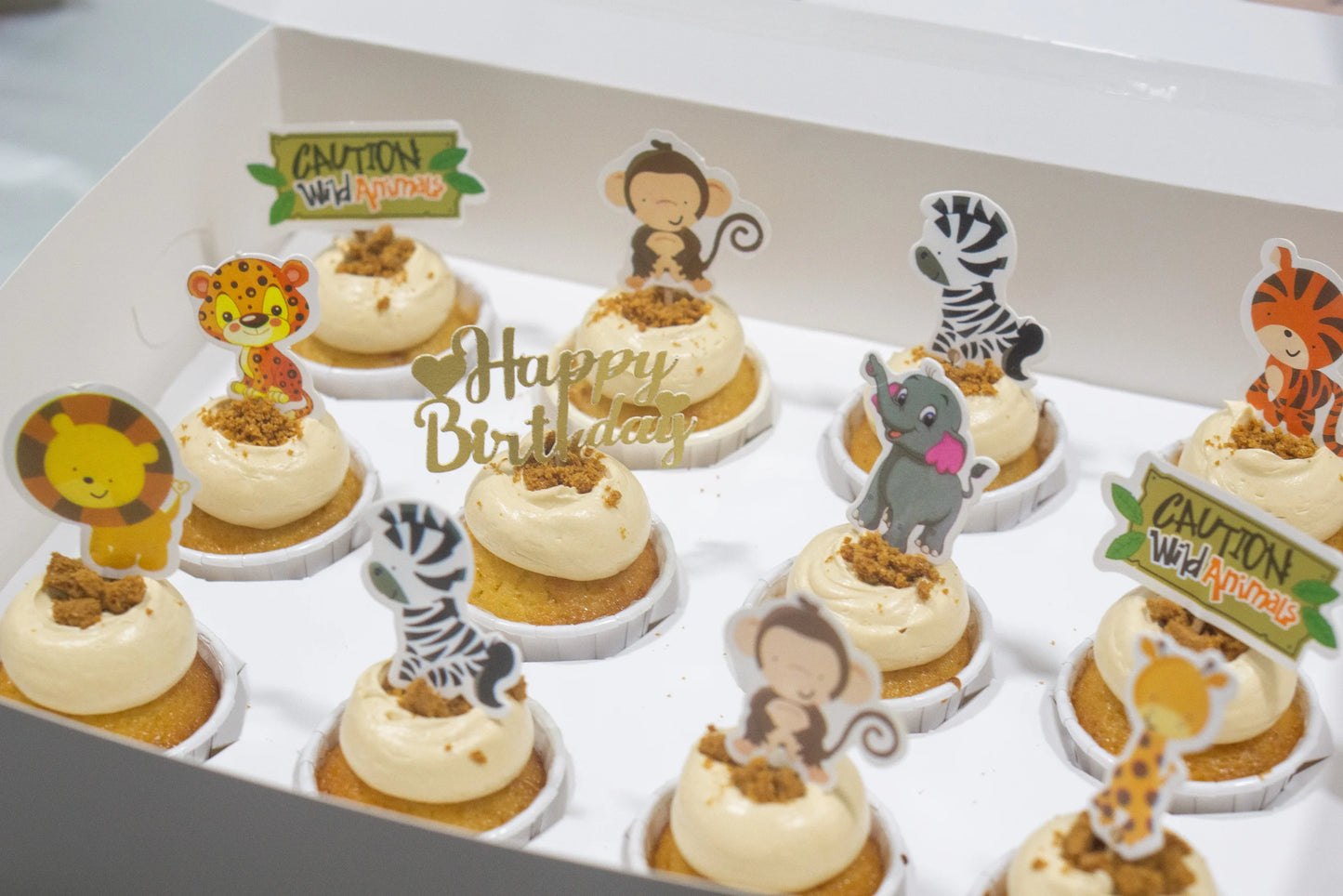 Mini Cupcakes (Box of 12)