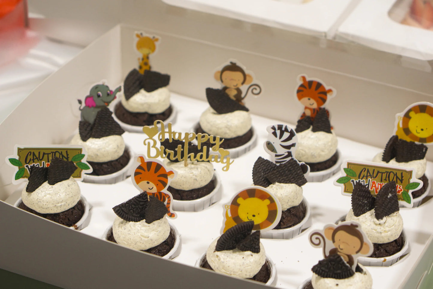 Mini Cupcakes (Box of 12)