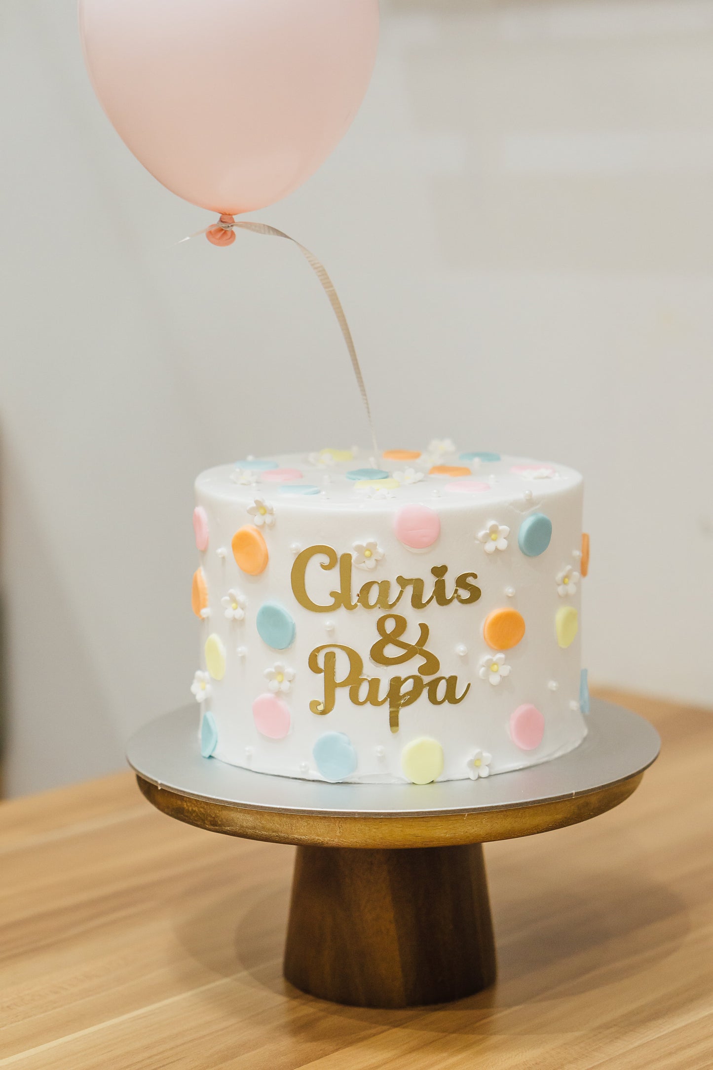 Balloon polka dots