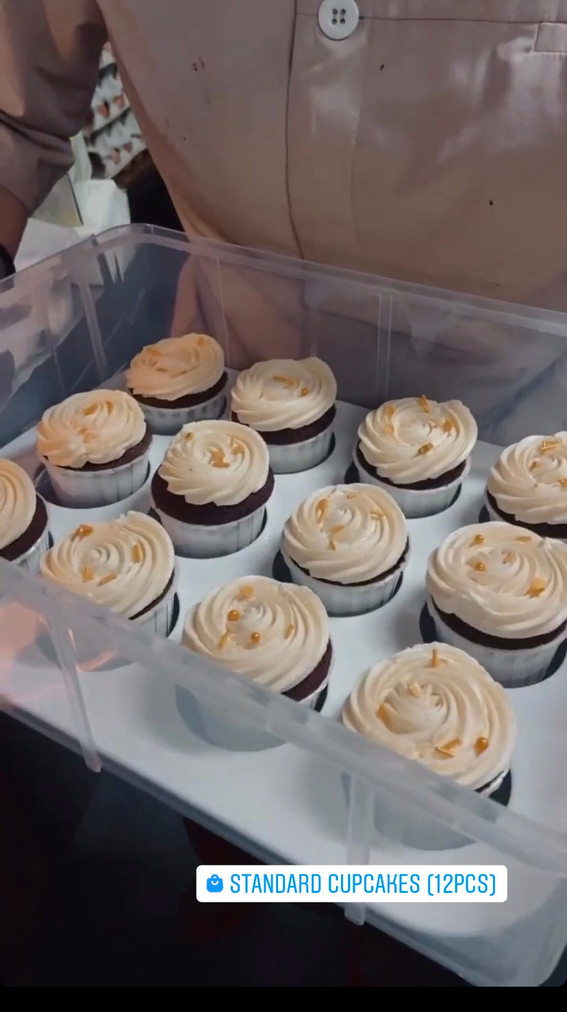 White & Gold Cupcakes (Box of 12)