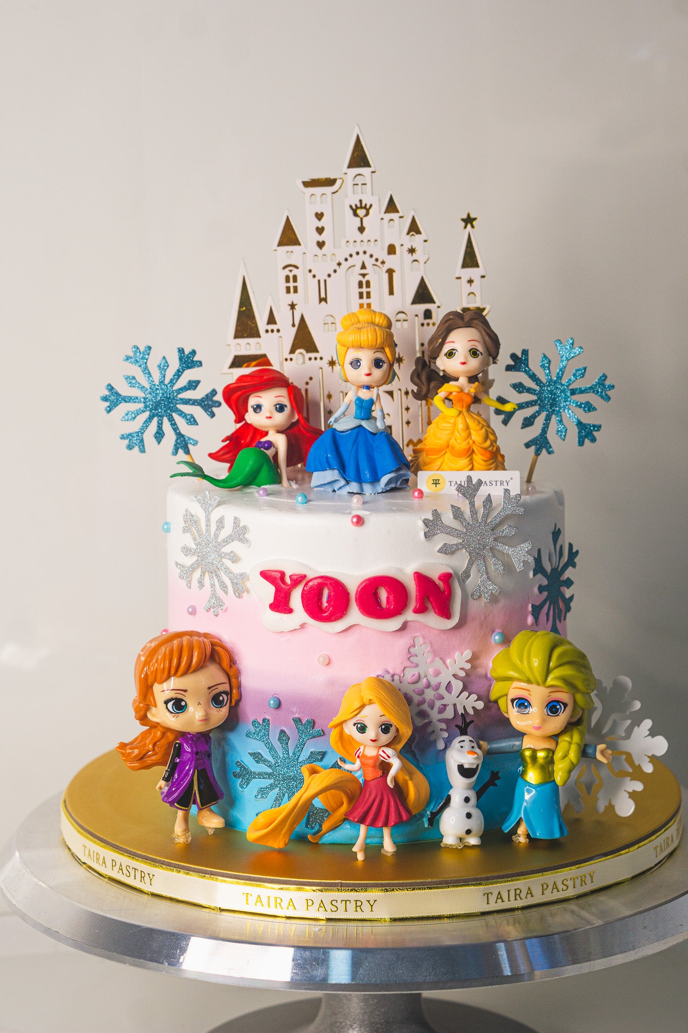 Frozen & Princess Cake