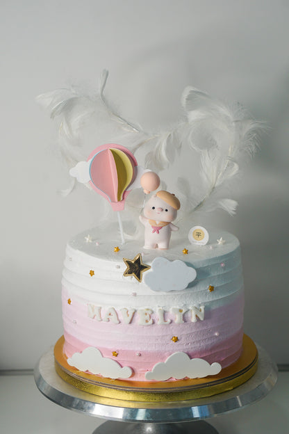 Little Flying Pig Cake