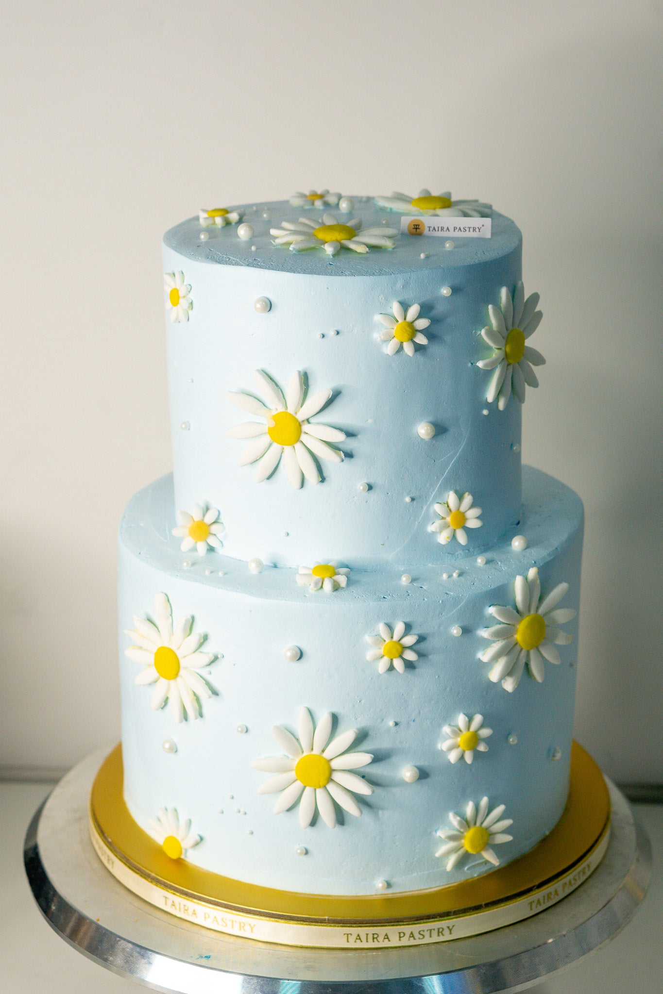 Daisy Flower Cake