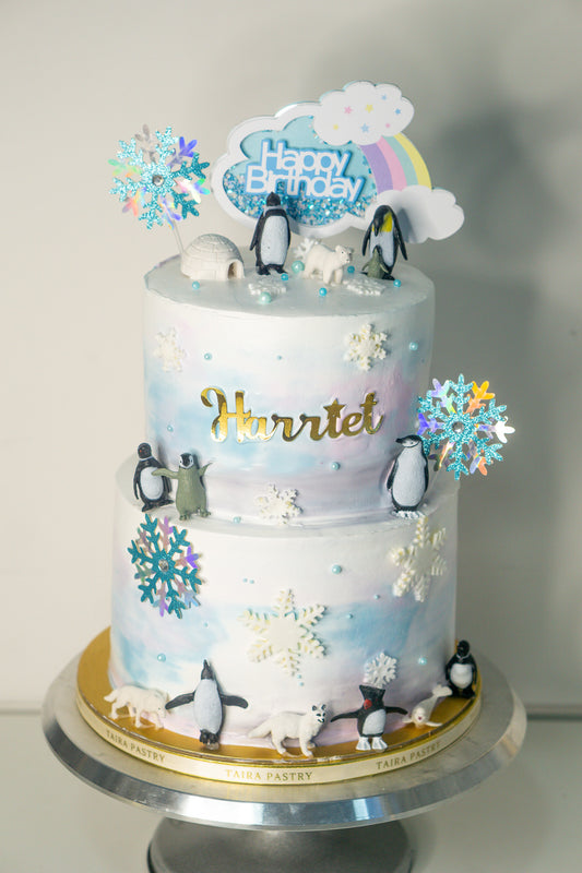 Arctic Animals Cake