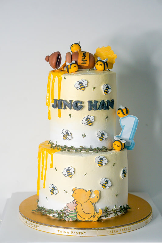 Honey Bee Pooh Bear Cake