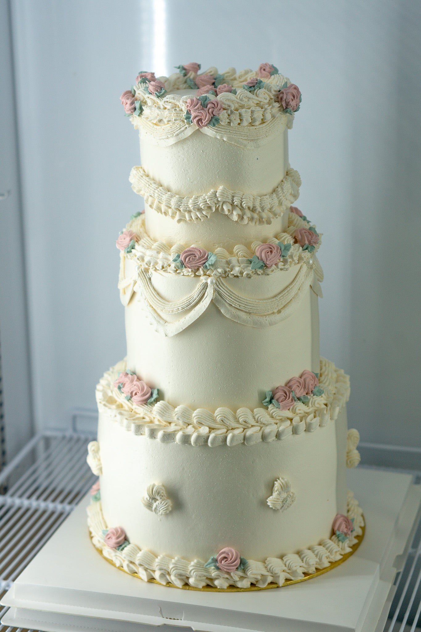 Vintage Bloom Cake