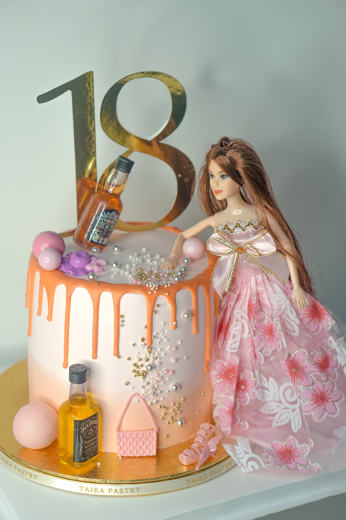 Party Lady Cake