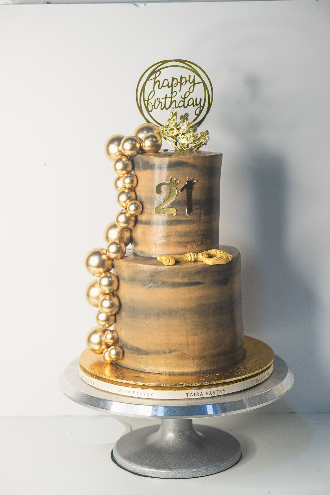 Golden Key & Crown Cake