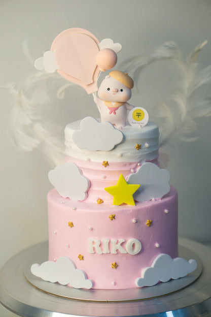 Little Flying Pig Cake