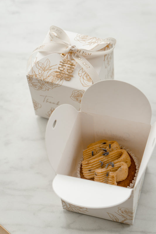 Wedding favours (Cookies, cupcakes, tartlets!)