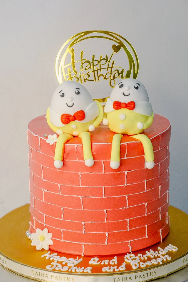 Humpty Dumpty Cake