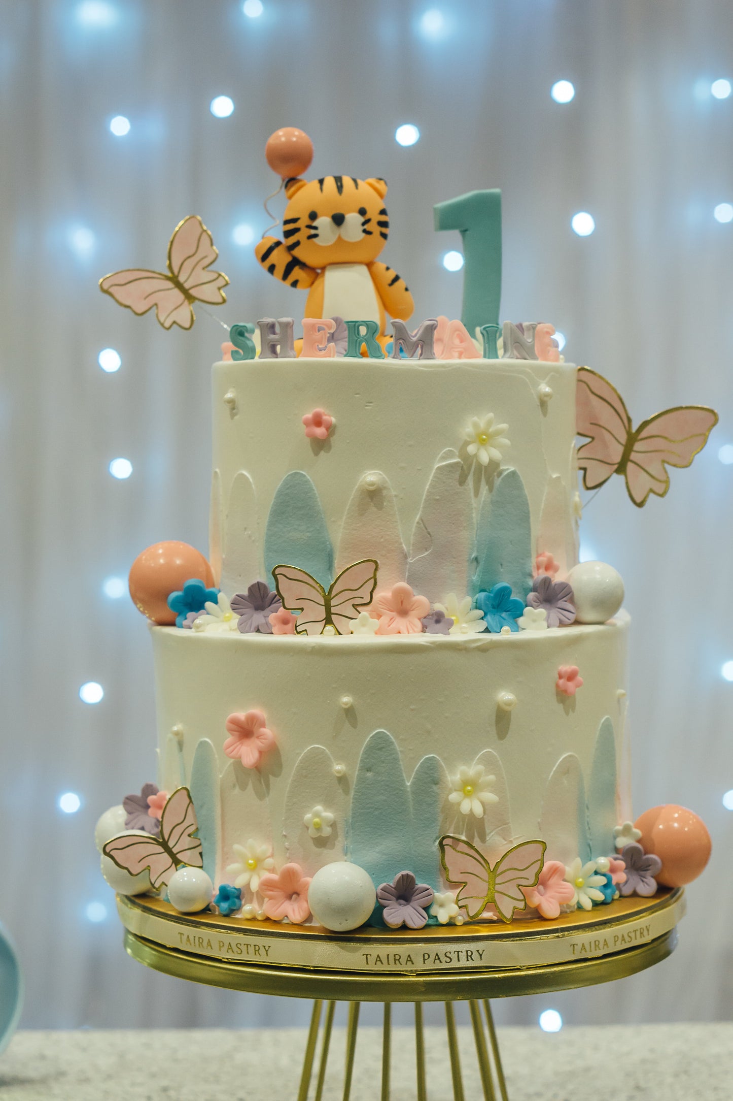 Pastel Floral Tiger Cake